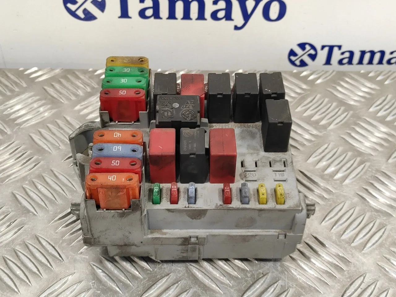 Caja Reles / Fusibles para Fiat Bravo (198)