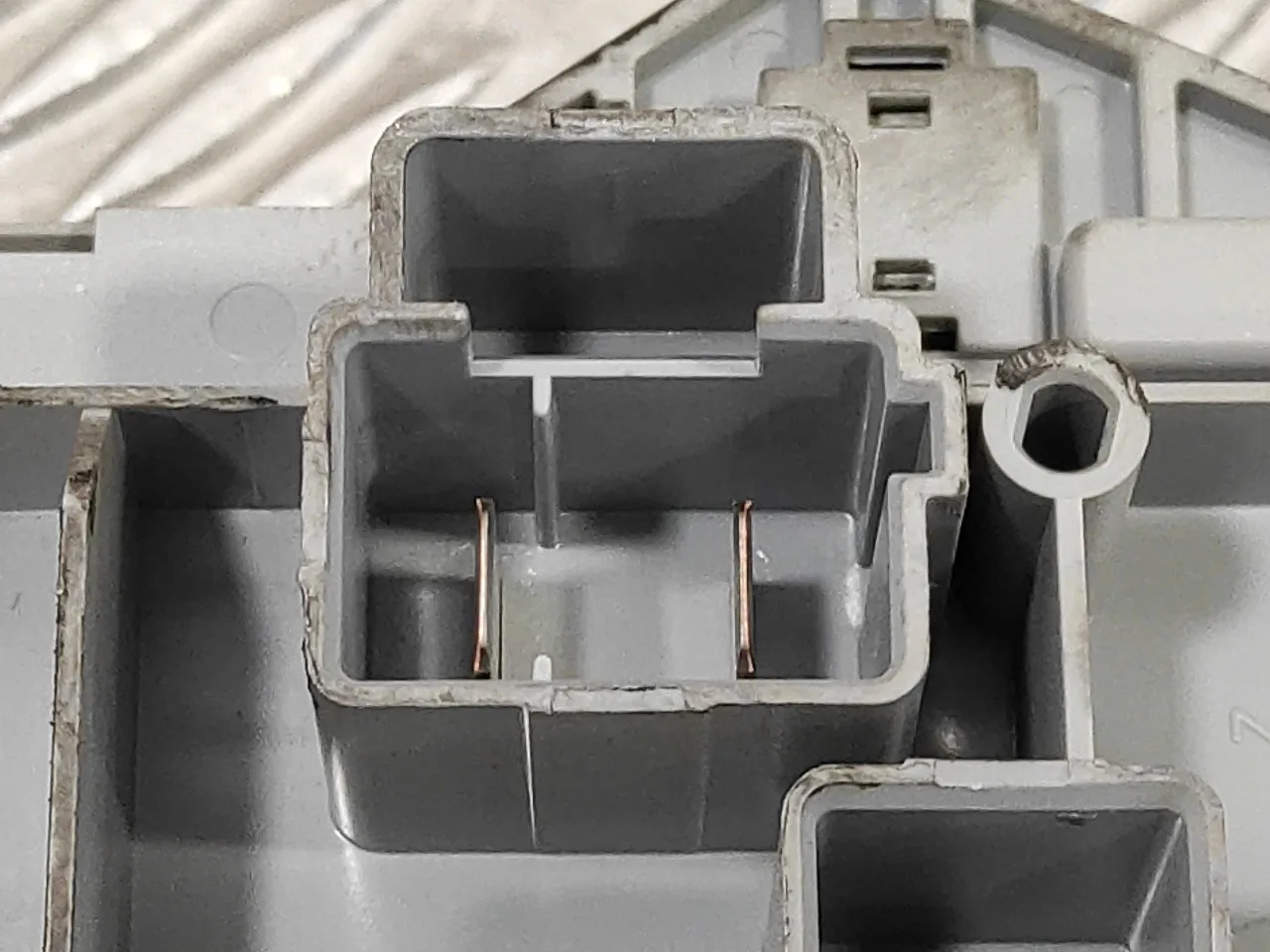 Caja Reles / Fusibles para Fiat Bravo (198)