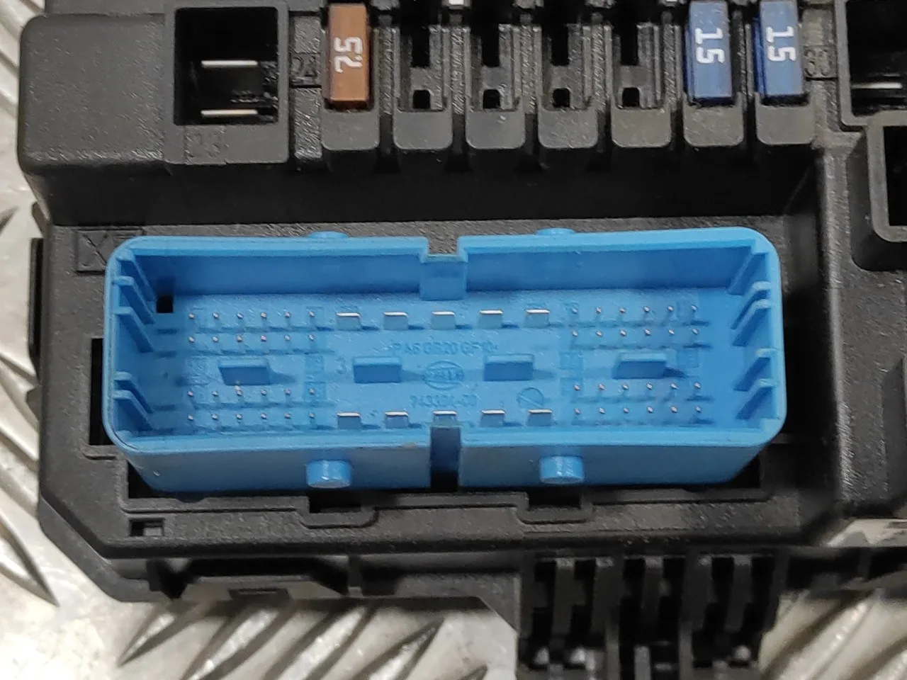 Caja Reles / Fusibles para Opel Astra H Ber.