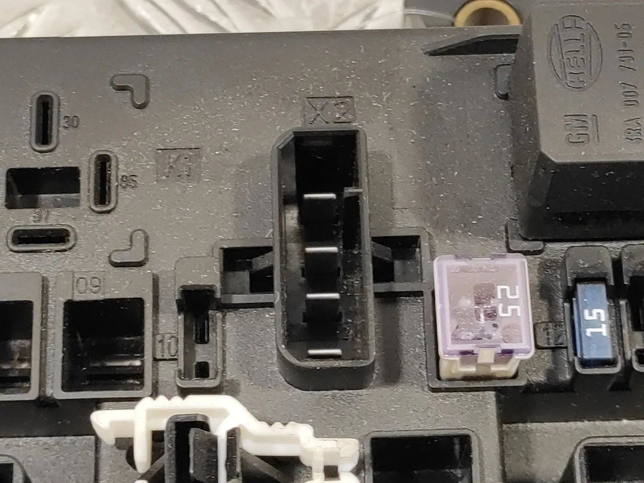 Caja Reles / Fusibles para Opel Astra H Ber.