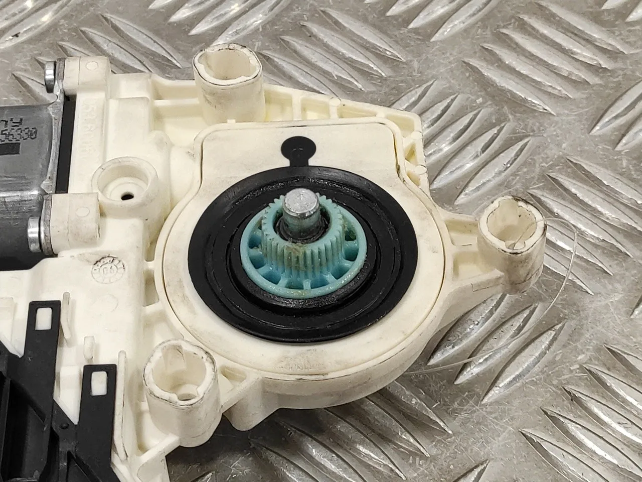 Motor Elevalunas Trasero Derecho para Volkswagen Passat Variant (3C5)