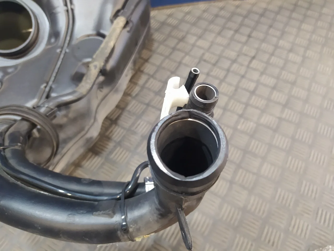 Deposito Combustible para Mercedes-Benz Clase C (W203) Berlina