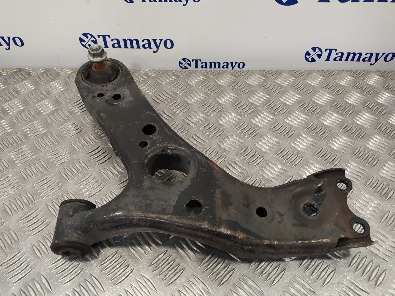 Brazo Suspension Inferior Delantero Derecho para Toyota Auris