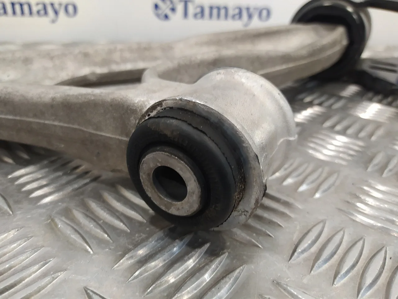Brazo Suspension Inferior Delantero Derecho para Ford Focus Turn.