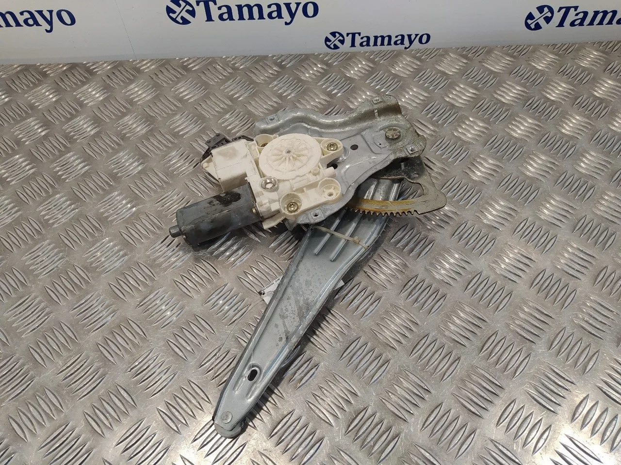 Elevalunas Trasero Derecho para Toyota Avensis Berlina (T25)