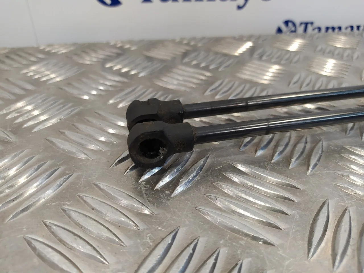 Amortiguadores Maletero / Porton para Opel Corsa F
