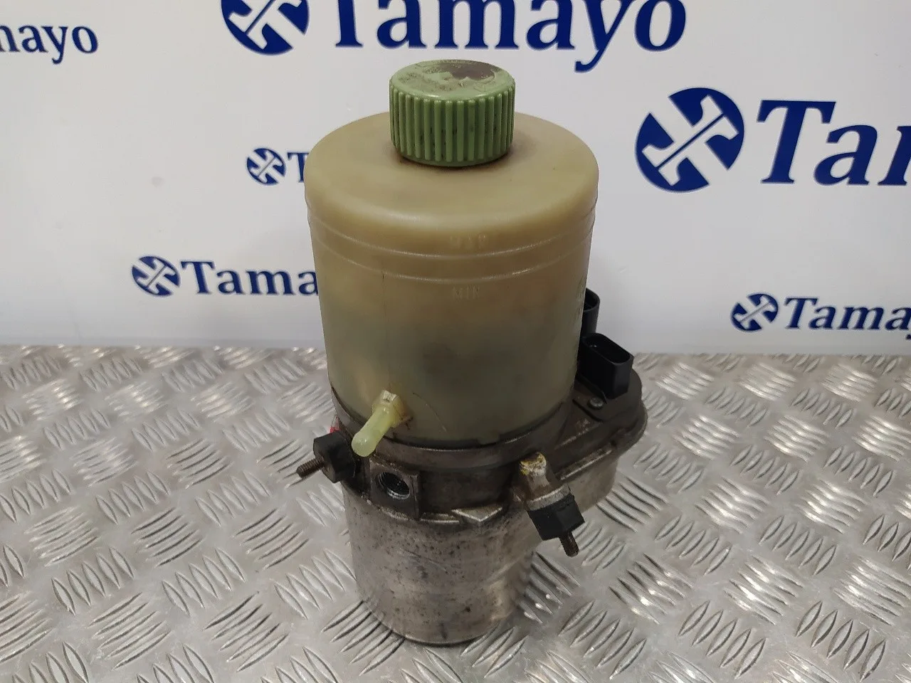 Bomba Direccion para Seat Ibiza (6L1)