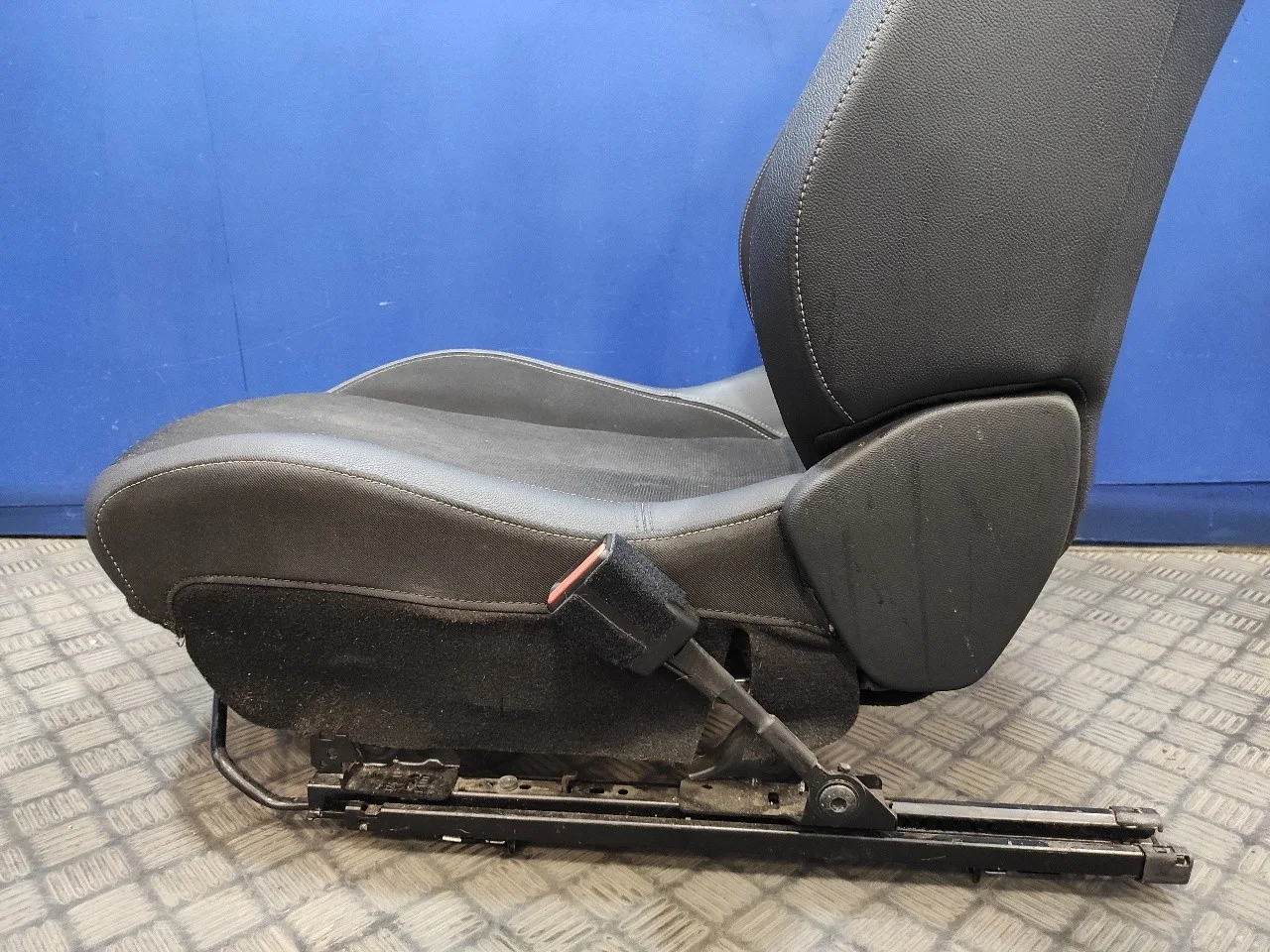 Juego Asientos Completo para Opel Corsa F
