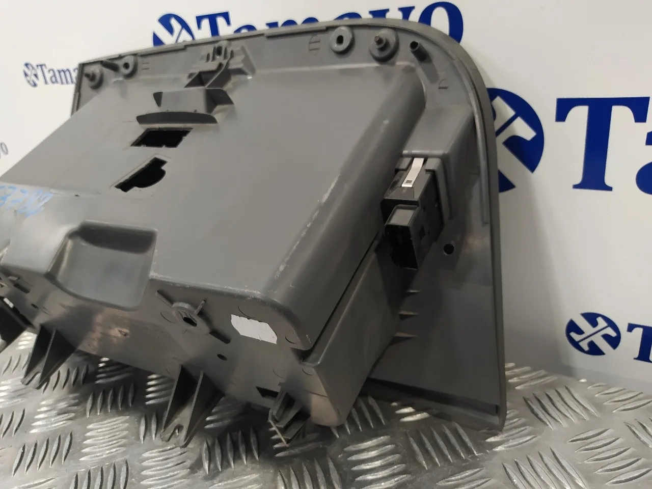Guantera para Seat Ibiza (6J5)