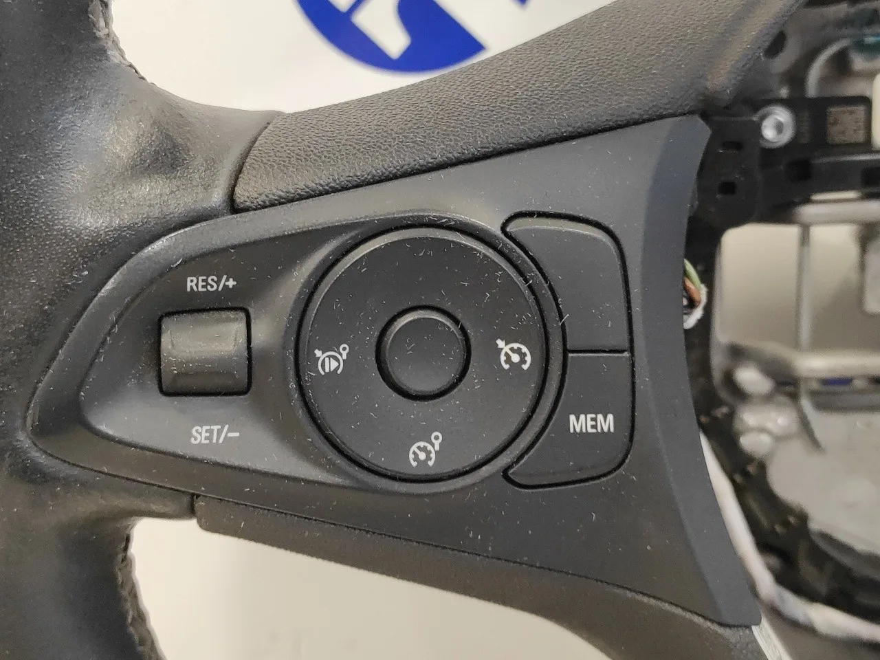 Volante para Opel Corsa F