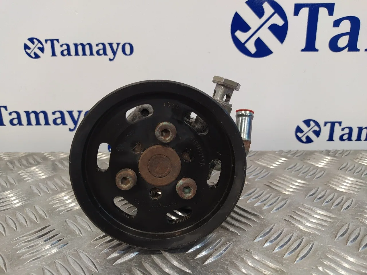 Bomba Direccion para Volkswagen Passat Berlina (3B3)