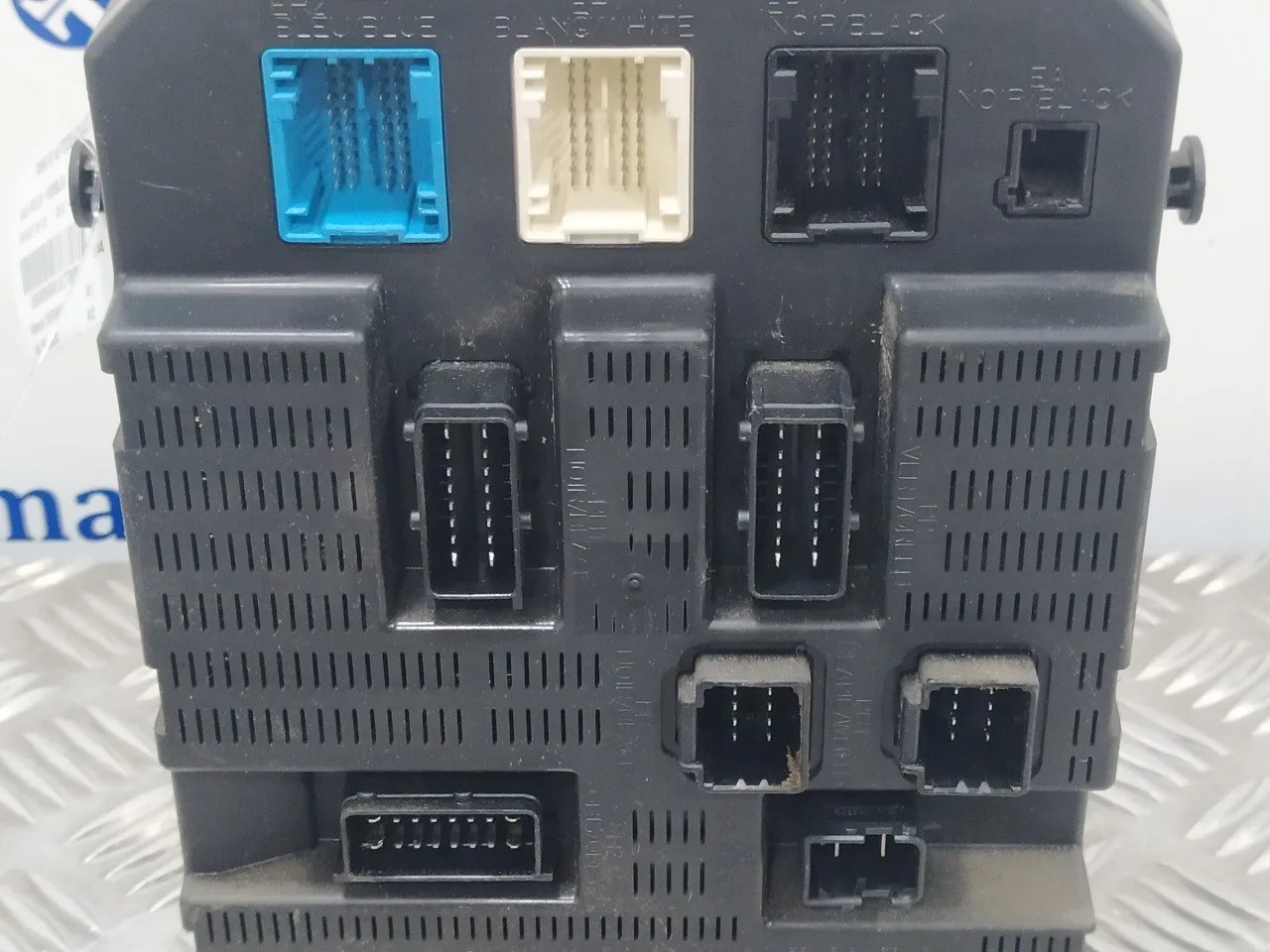 Caja Reles / Fusibles para Peugeot 207