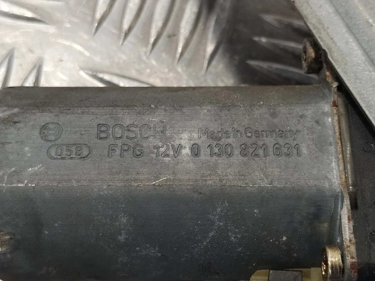 Elevalunas Delantero Izquierdo para Renault Espace / Grand Espace (Je0)