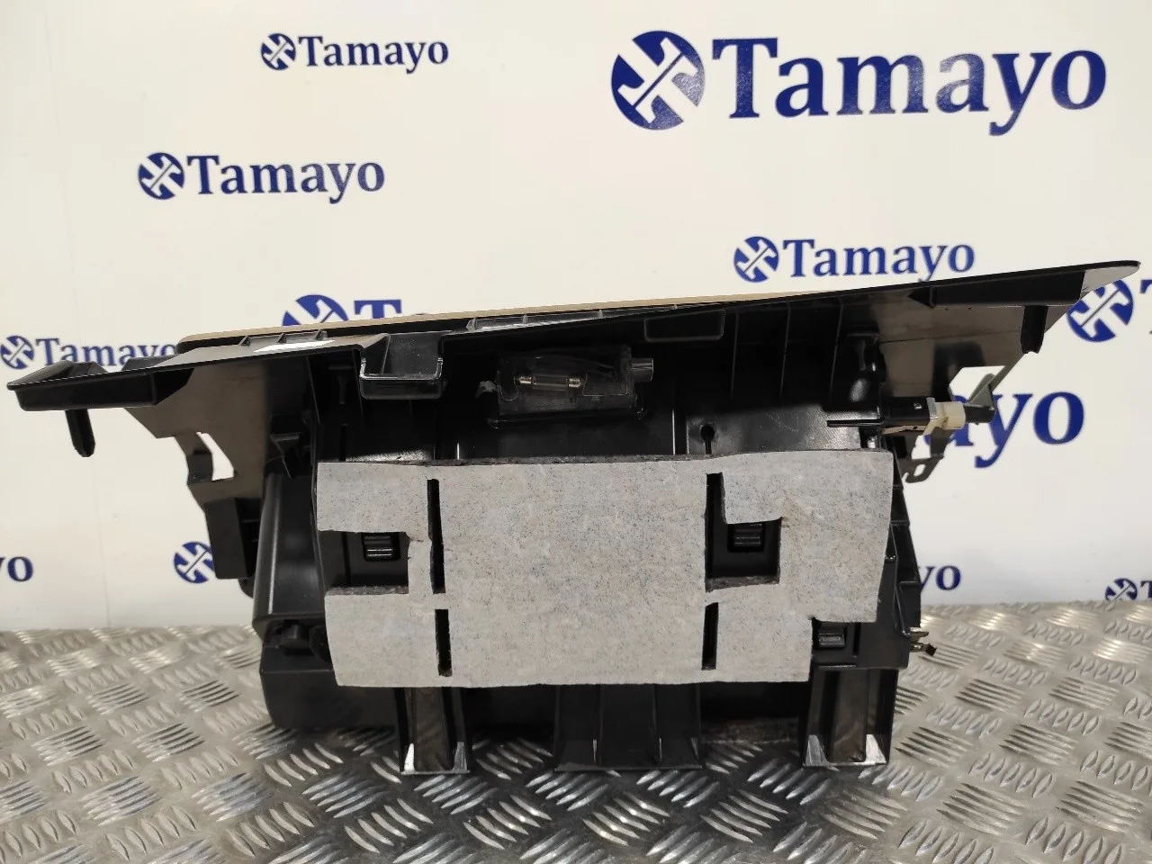 Guantera para Bmw X1 (E84)