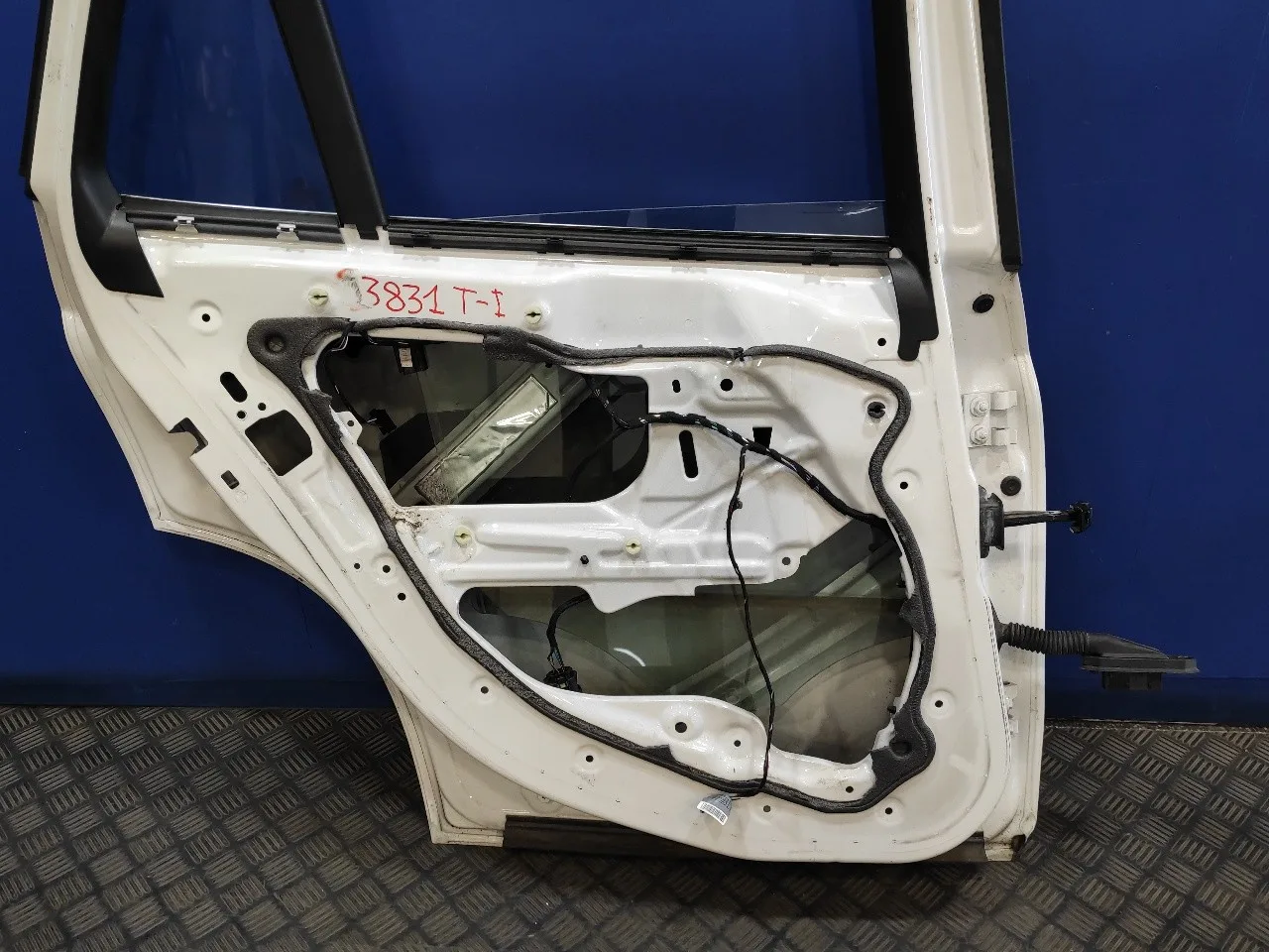 Puerta Trasera Izquierda para Bmw X1 (E84)