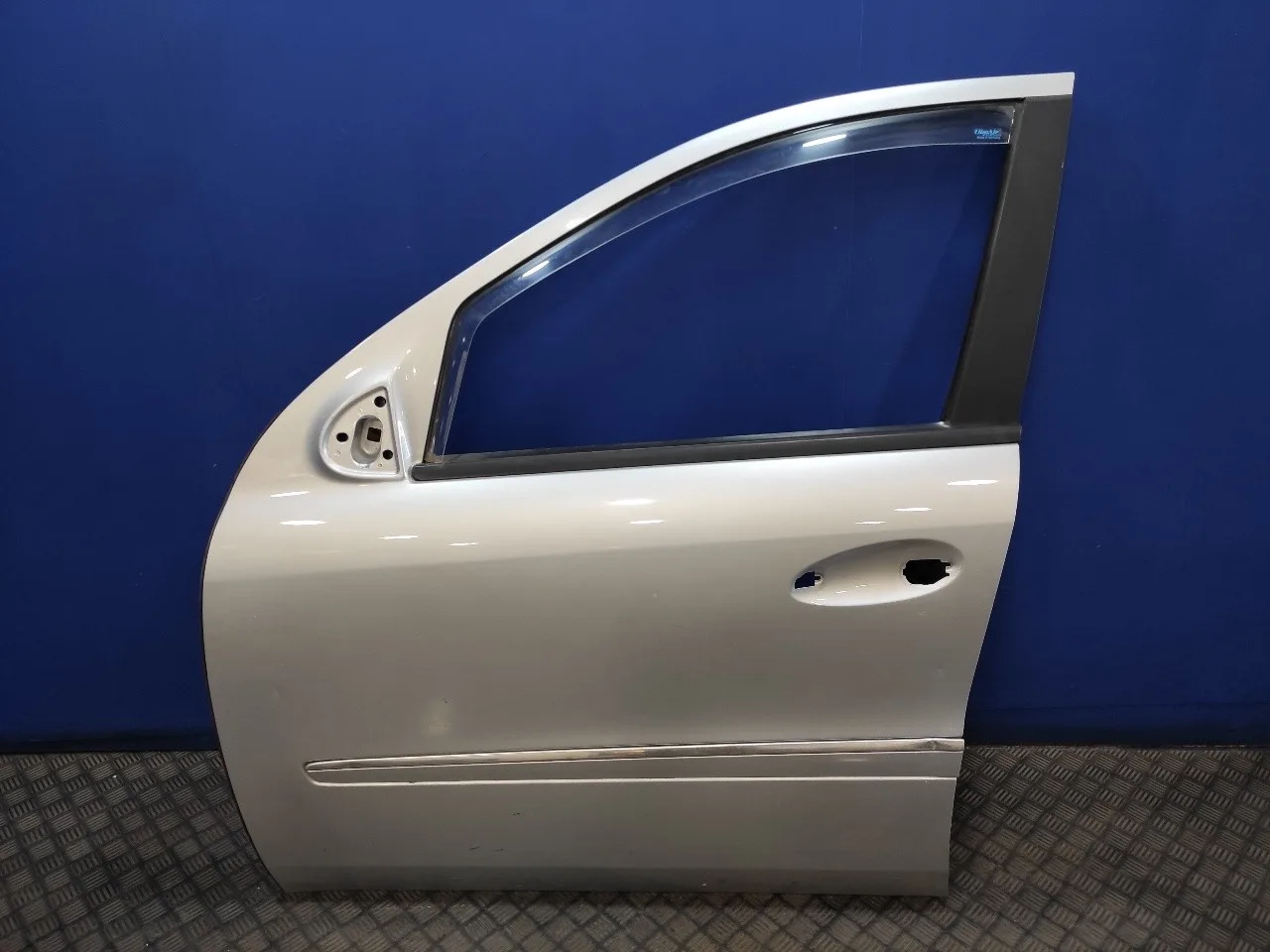 Puerta Delantera Izquierda para Mercedes-Benz Clase M (W164)