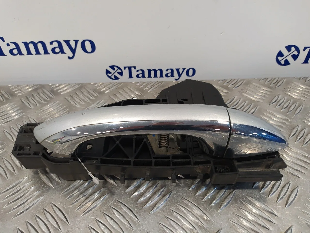 Maneta Exterior Delantera Derecha para Mercedes-Benz Clase M (W164)