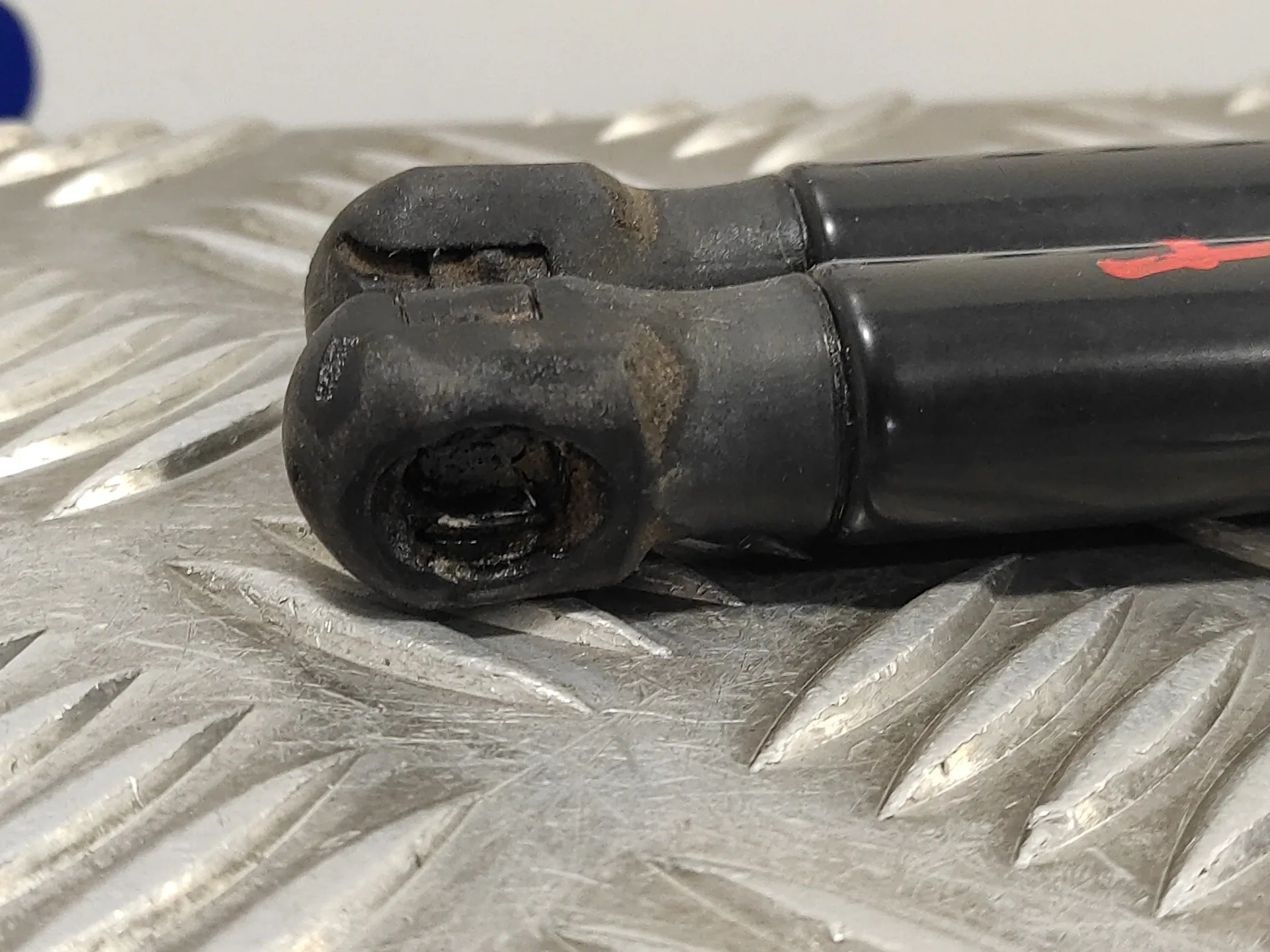 Amortiguadores Maletero / Porton para Hyundai I30 (Gd)