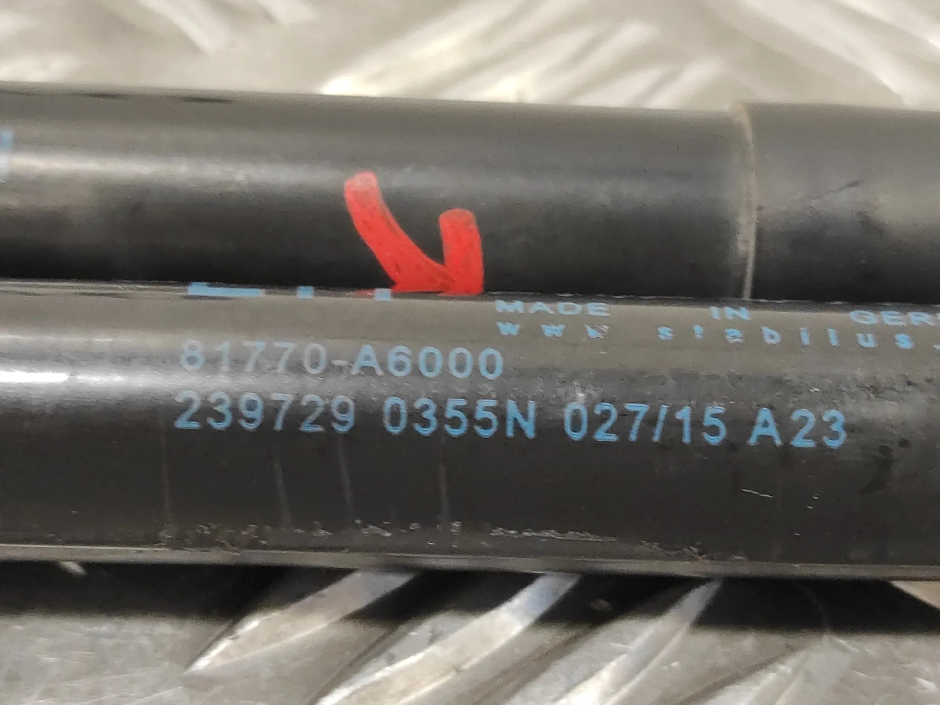 Amortiguadores Maletero / Porton para Hyundai I30 (Gd)