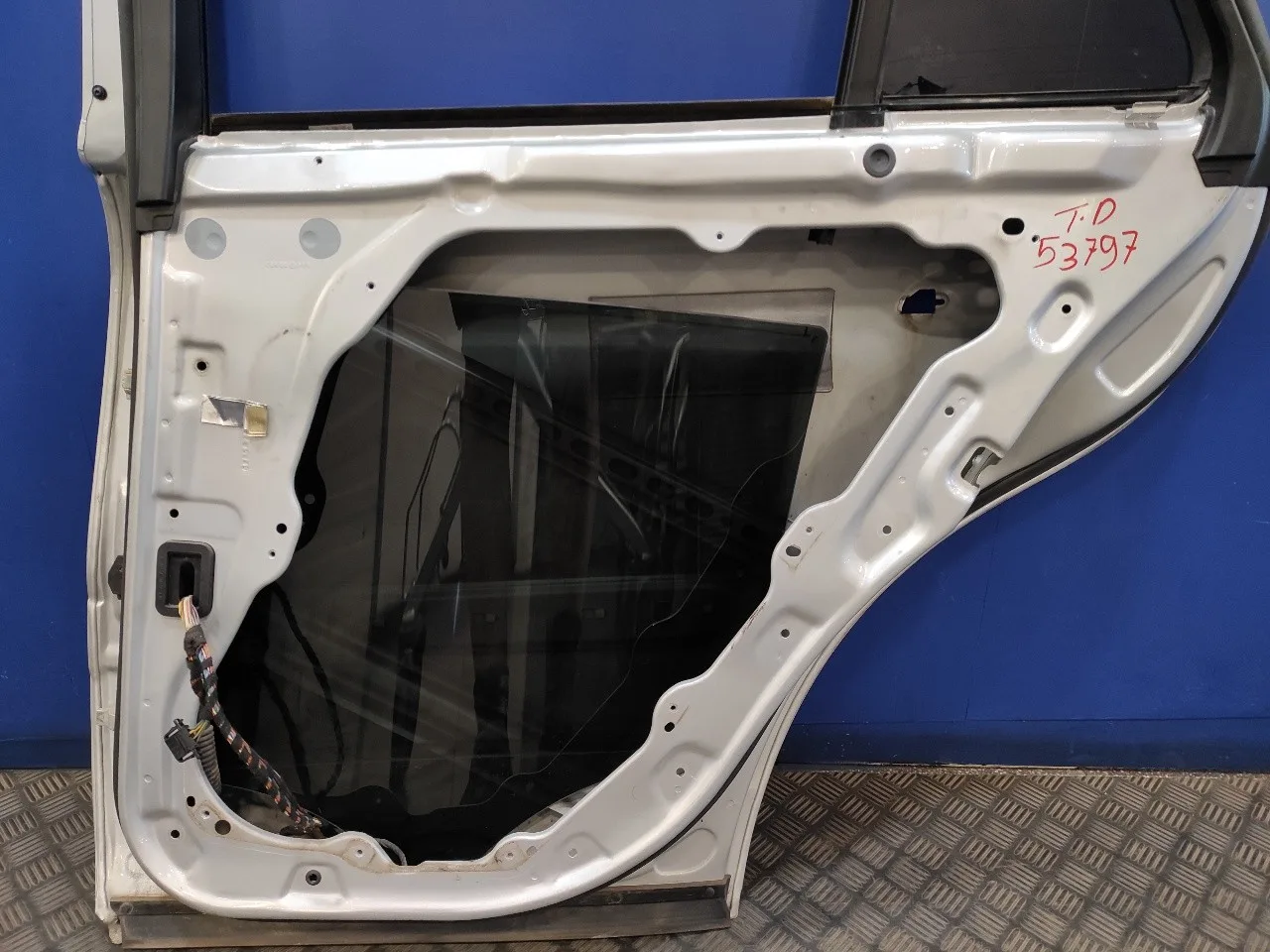 Puerta Trasera Derecha para Mercedes-Benz Clase M (W164)