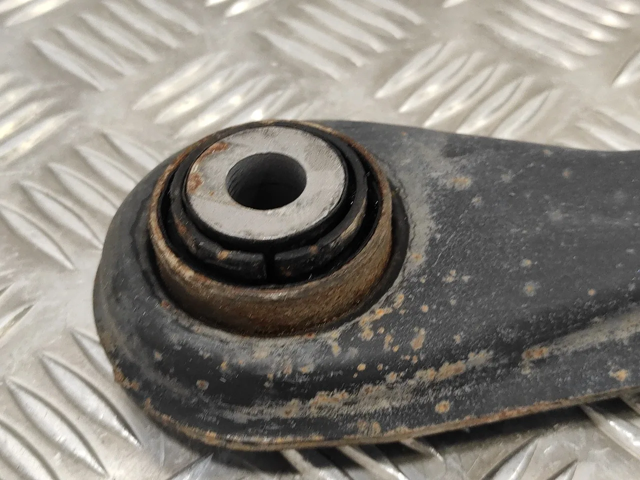 Brazo Suspension Inferior Trasero Derecho para Volkswagen Touareg (7La)