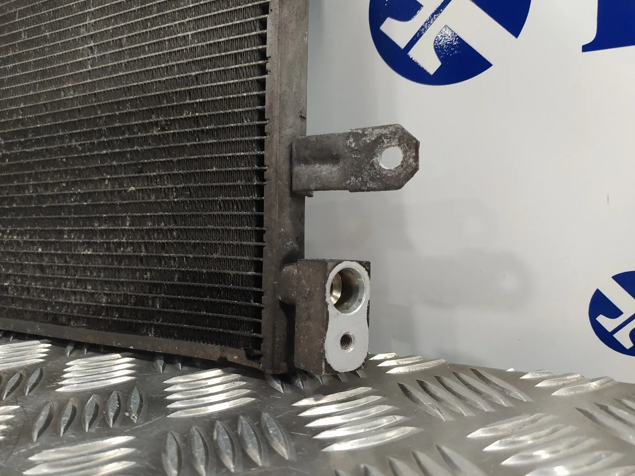 Condensador / Radiador Aire Acondicionado para Audi A6 Berlina (4F2)