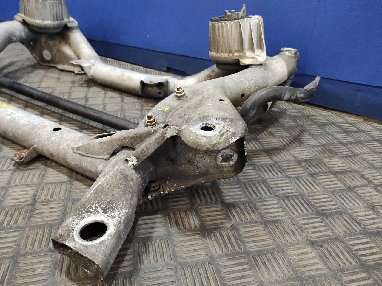 Puente Delantero para Mercedes-Benz Clase C (W204) Berlina
