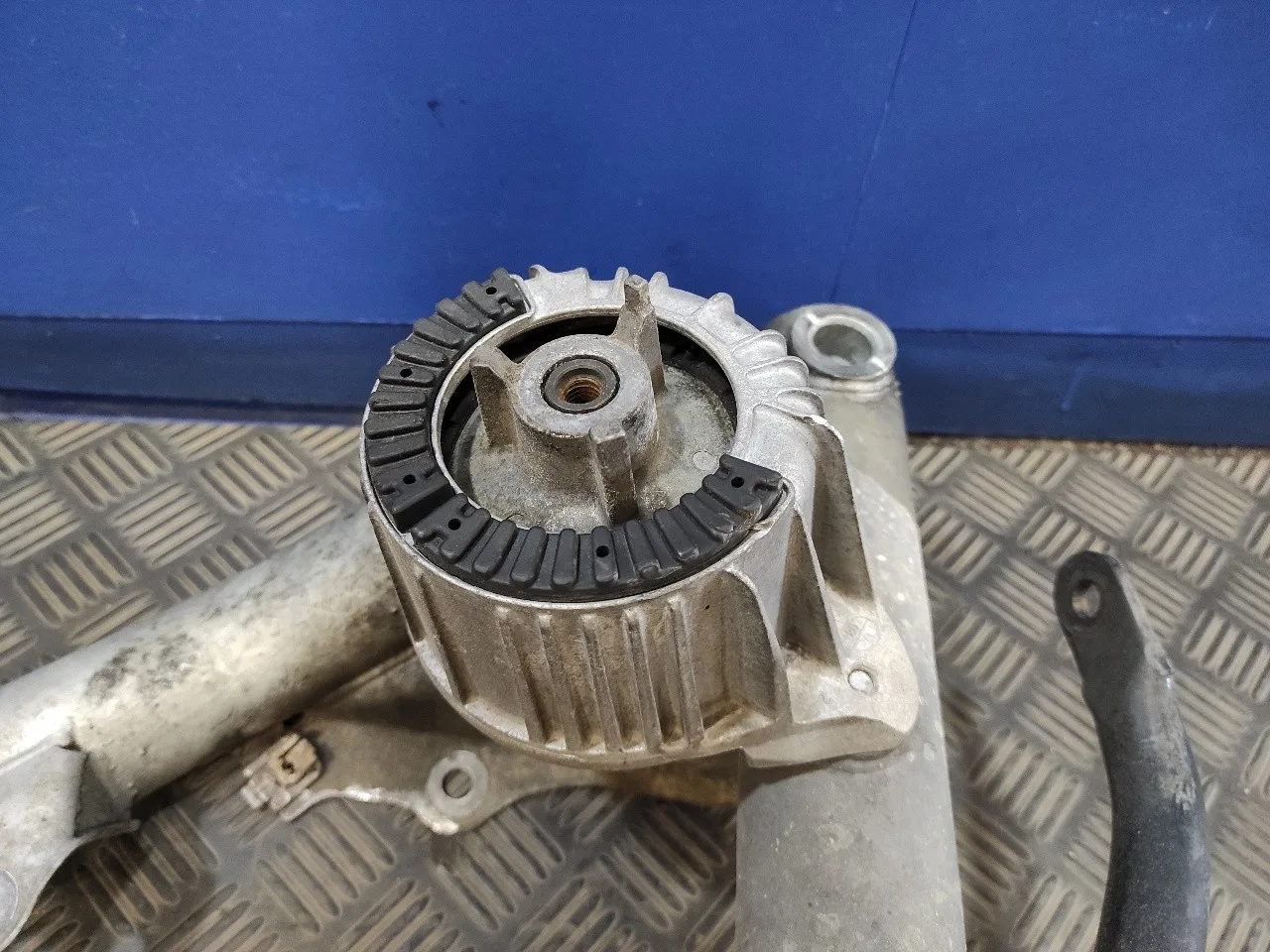 Puente Delantero para Mercedes-Benz Clase C (W204) Berlina