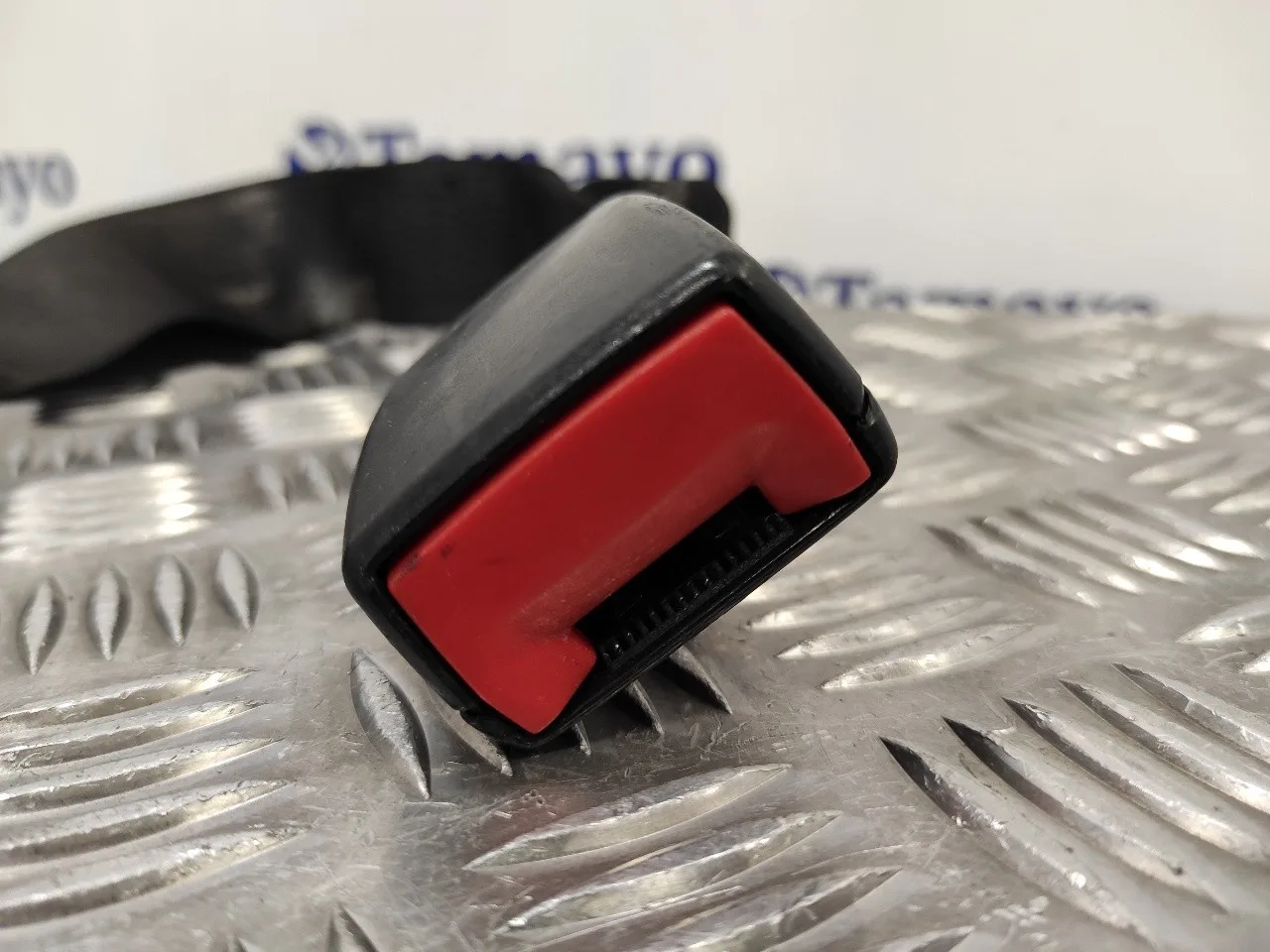 Anclaje Cinturon Trasero Derecho para Bmw X1 (E84)