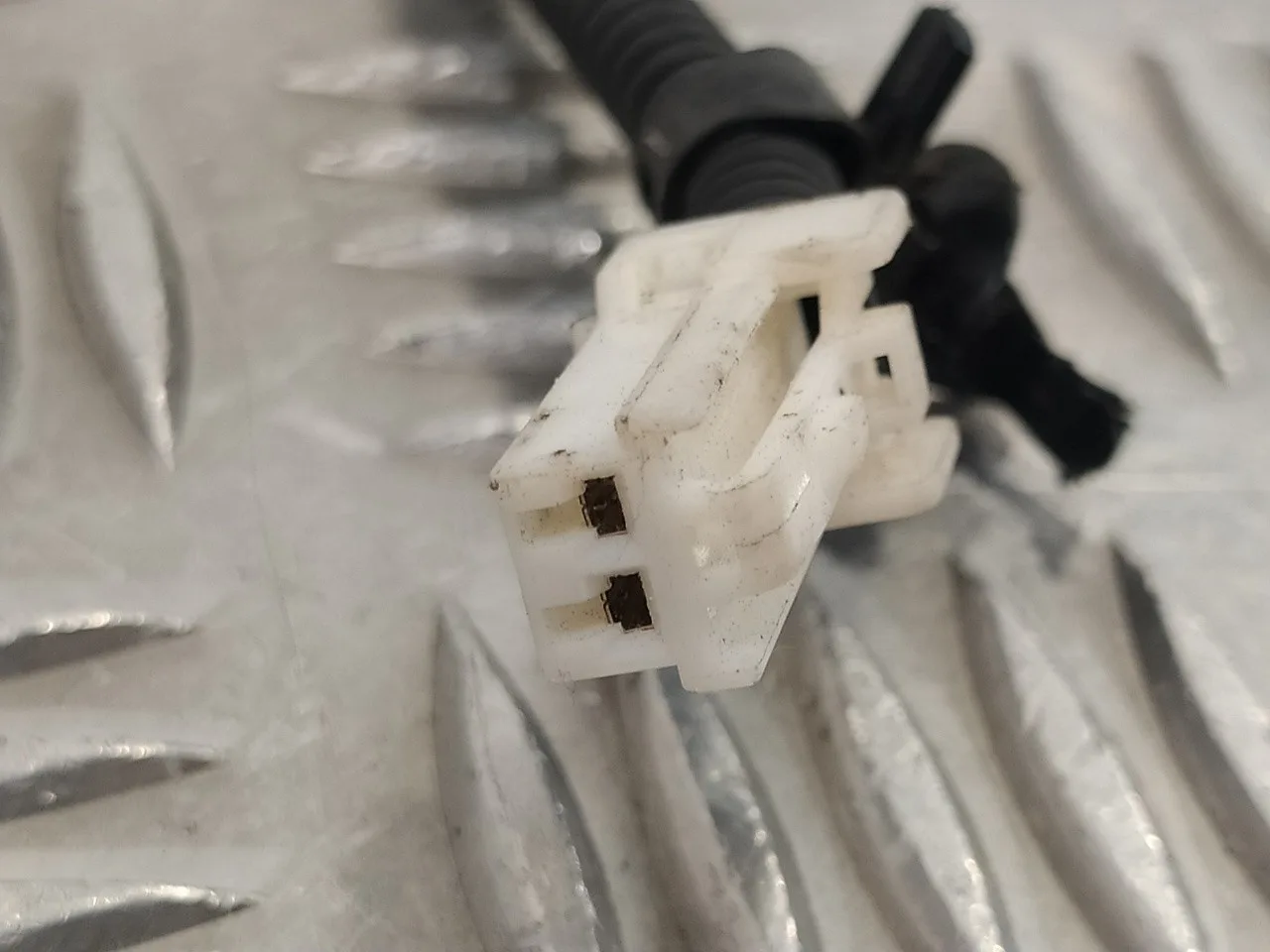 Anclaje Cinturon Delantero Izquierdo para Ssangyong Tivoli