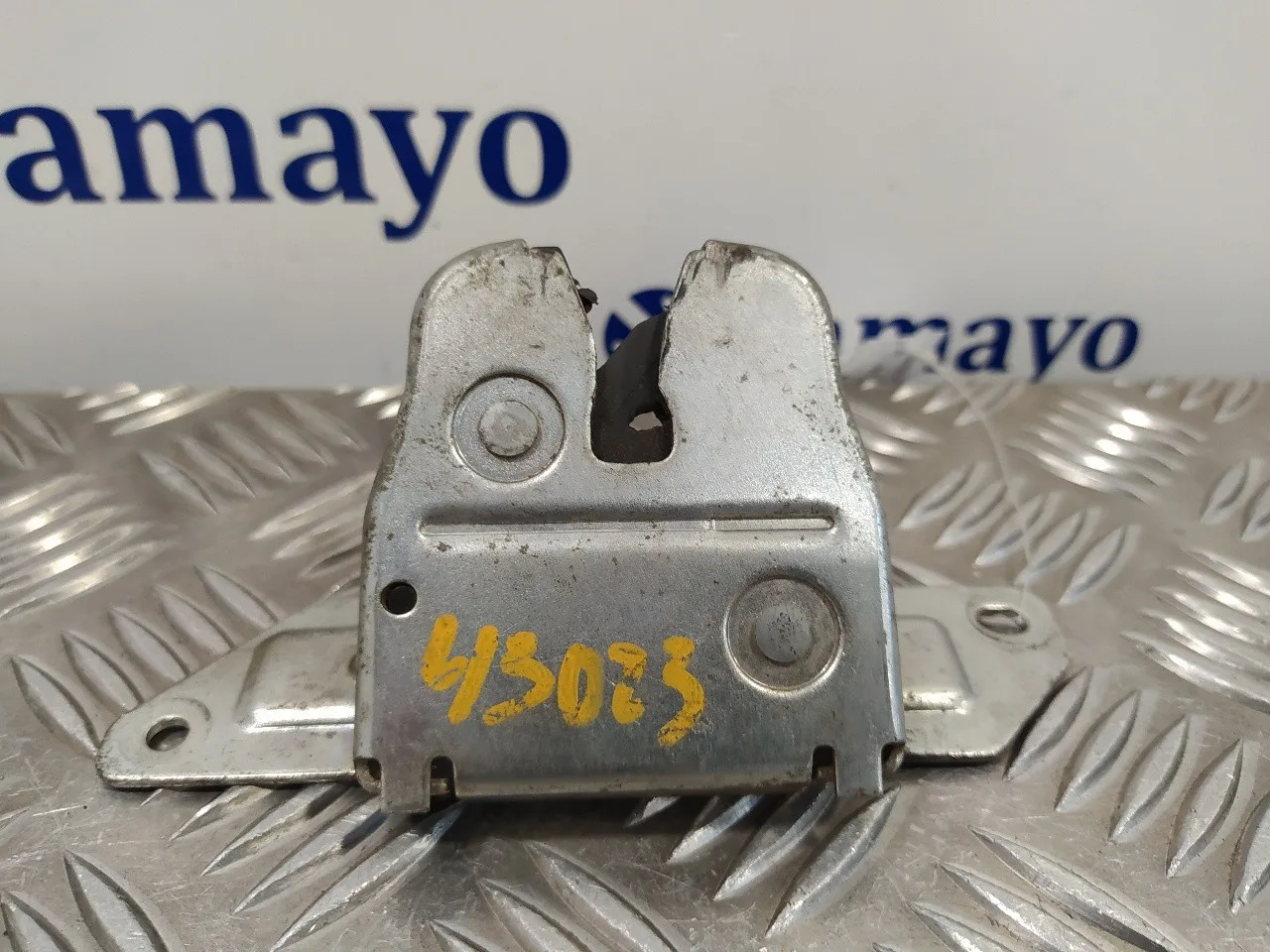 Cerradura Maletero / Porton para Mercedes-Benz Clase A (W168)