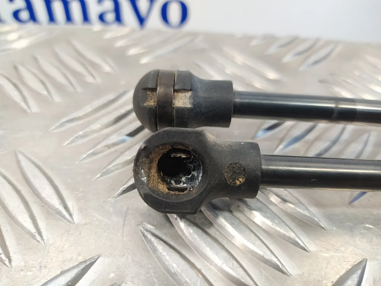 Amortiguadores Maletero / Porton para Dacia Sandero