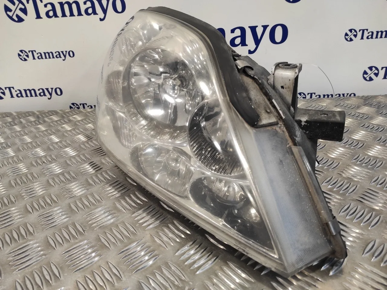 Faro Derecho para Nissan Primera Berlina (P12)