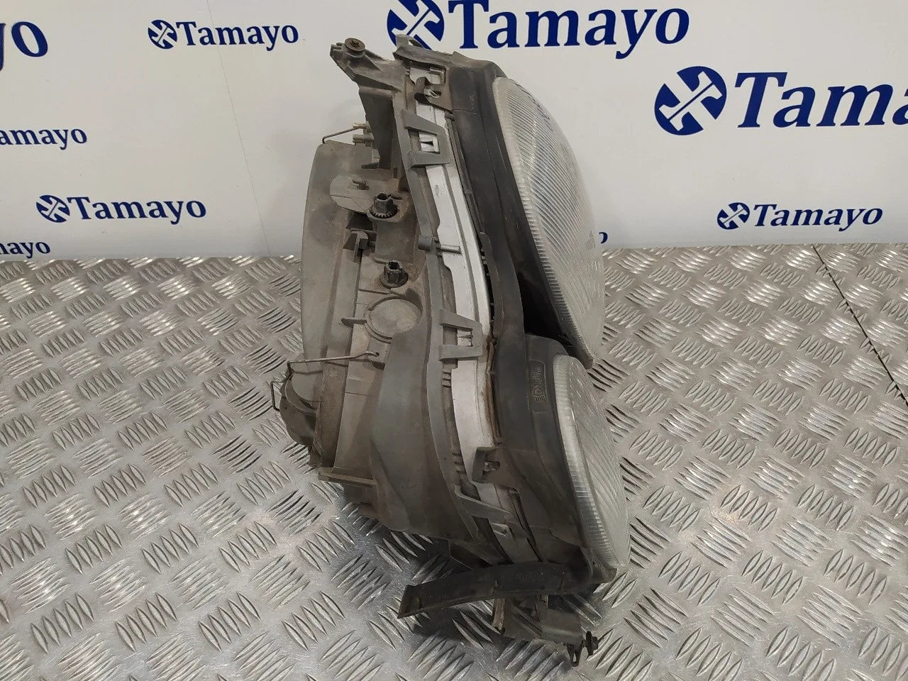 Faro Izquierdo para Mercedes-Benz Clase E (W210) Berlina