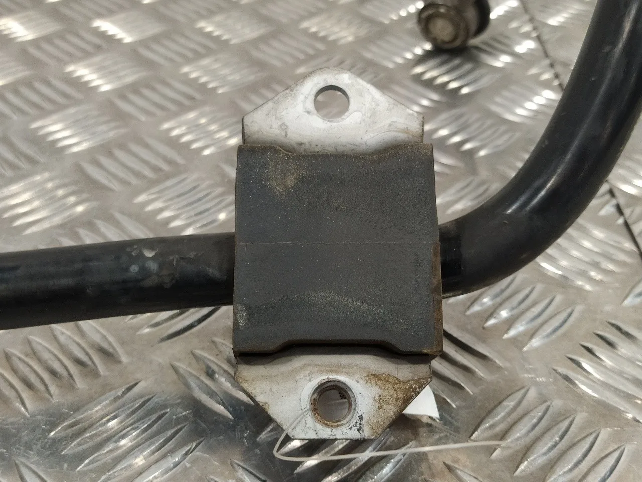 Barra Estabilizadora Delantera para Bmw X3 (E83)