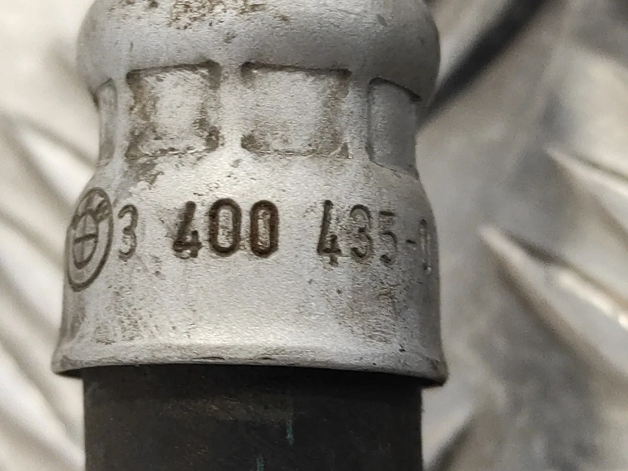 Tubo para Bmw X3 (E83)
