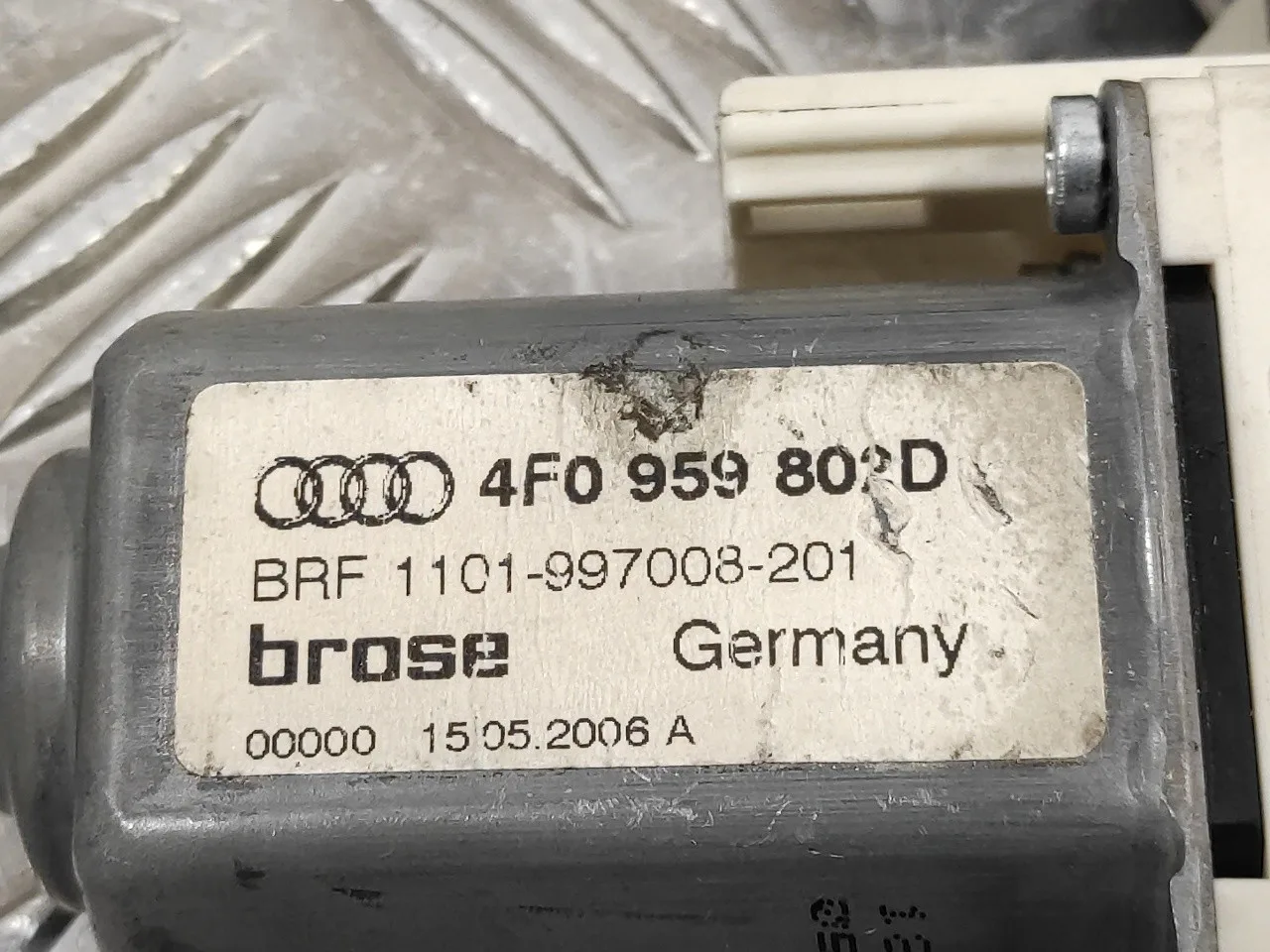 Motor Elevalunas Delantero Derecho para Audi A6 Berlina (4F2)