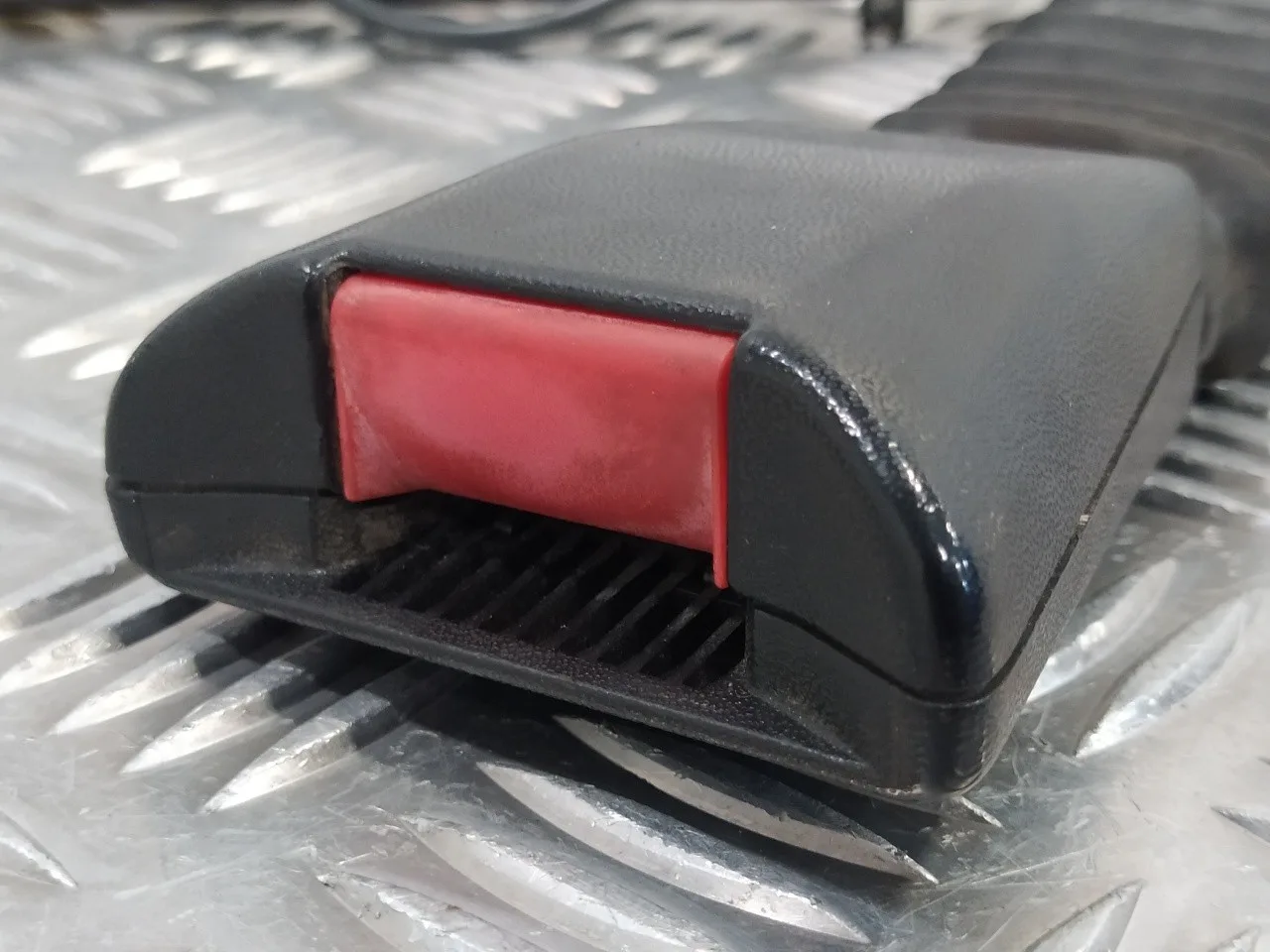 Pretensor Airbag Izquierdo para Renault Clio Ii Fase Ii (B/Cb0)