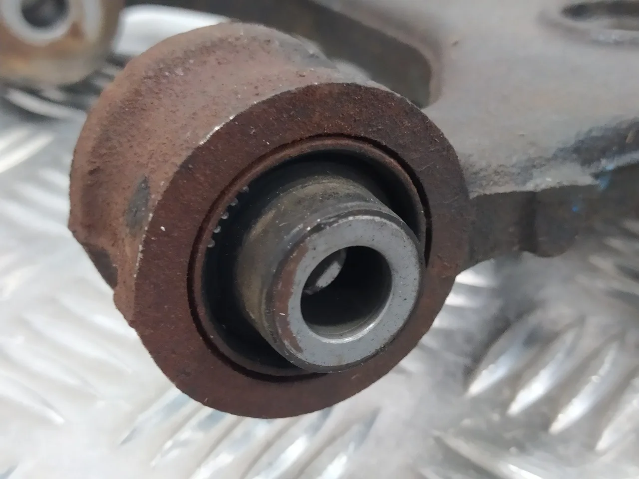 Brazo Suspension Inferior Trasero Izquierdo para Subaru Forester S12