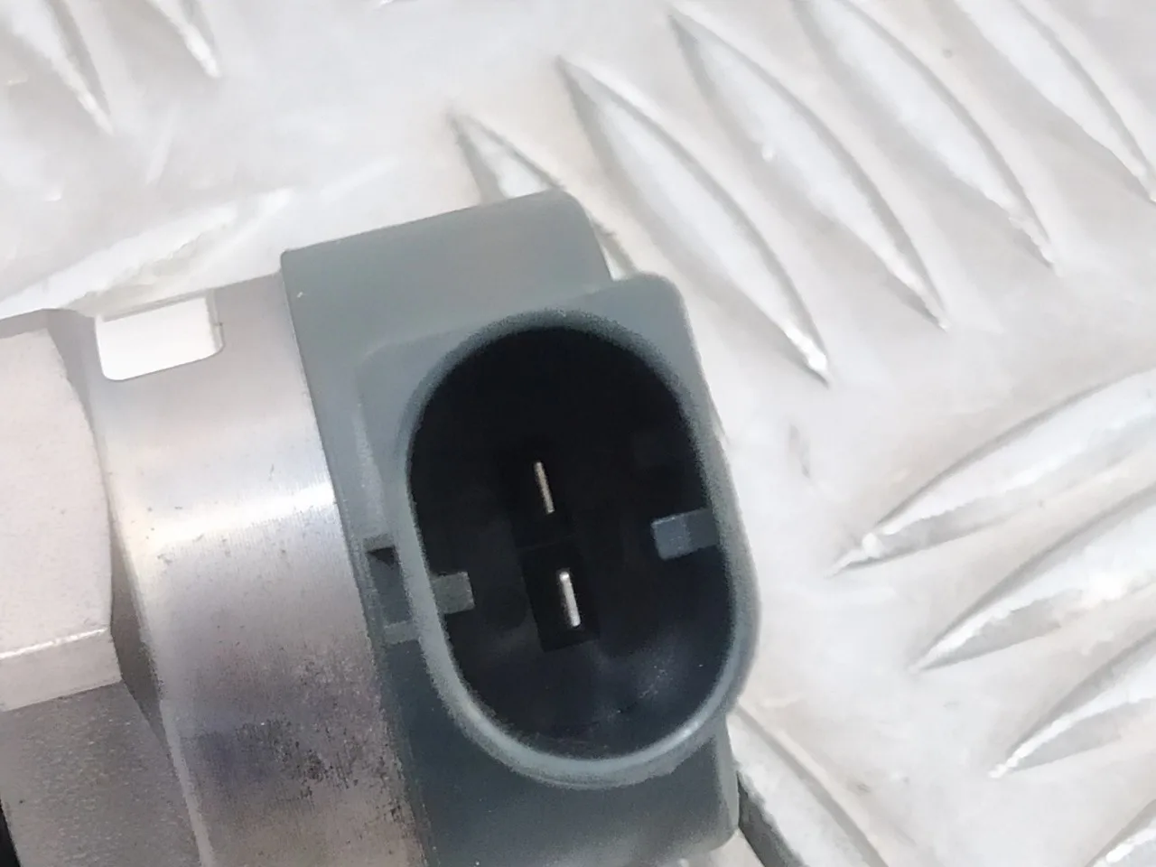Rampa Inyectora para Bmw X1 (E84)