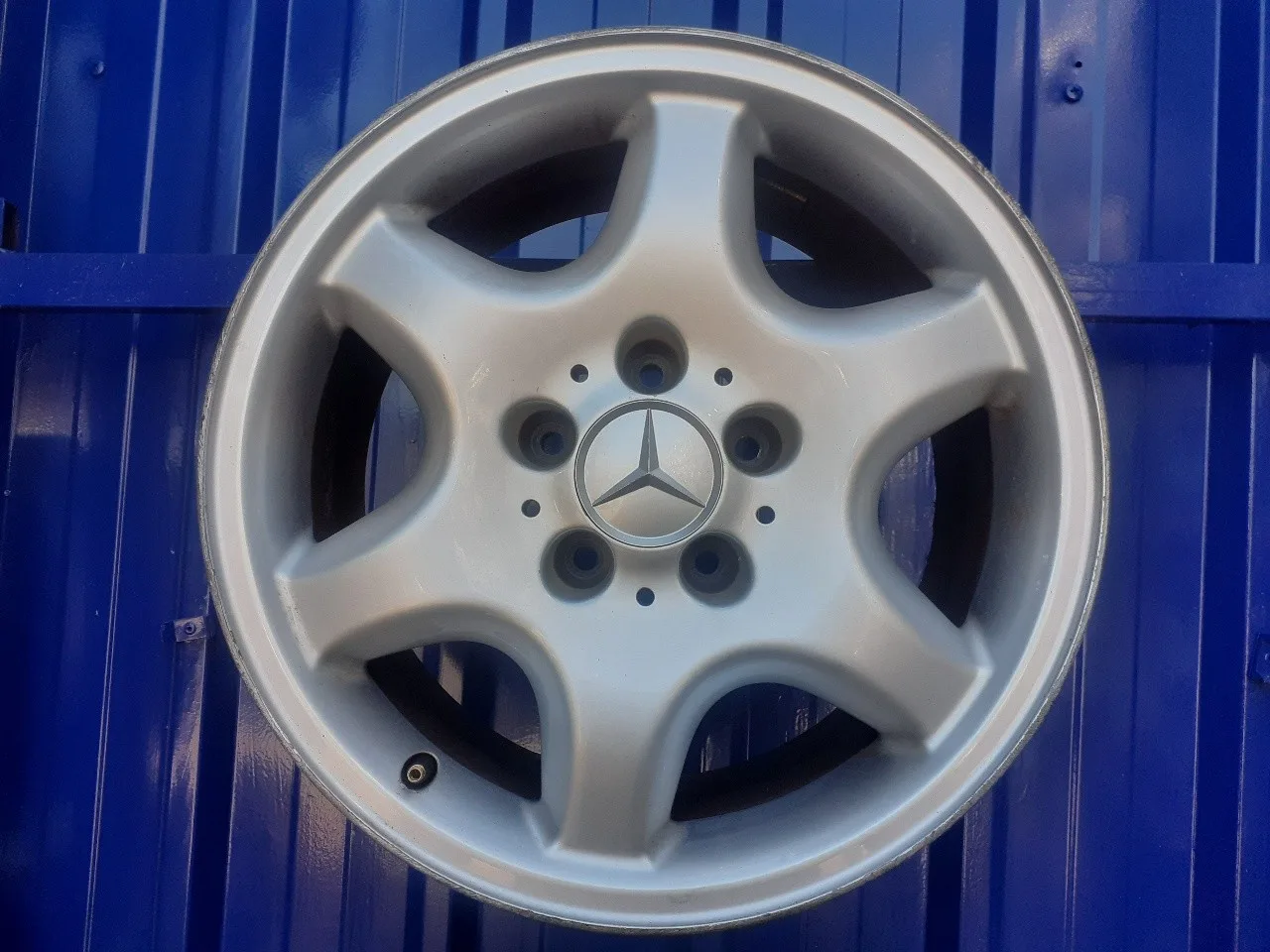 Llanta para Mercedes-Benz Clase E (W210) Berlina