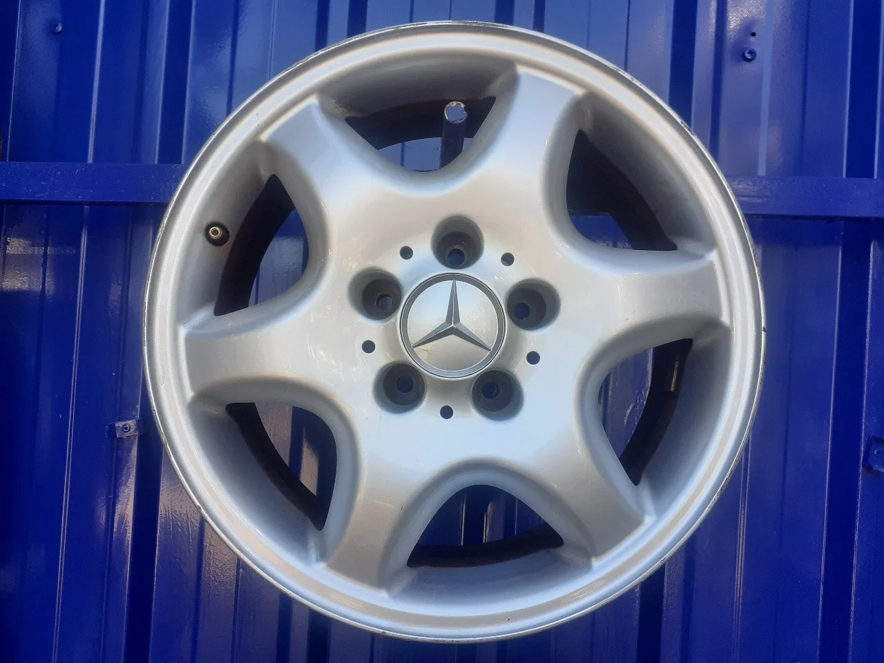 Llanta para Mercedes-Benz Clase E (W210) Berlina