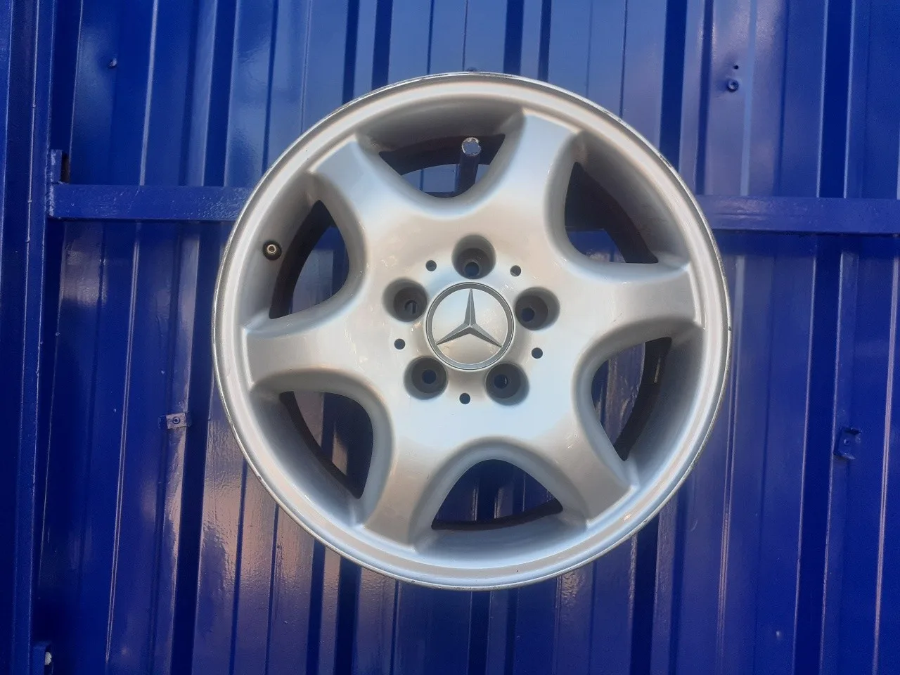 Llanta para Mercedes-Benz Clase E (W210) Berlina