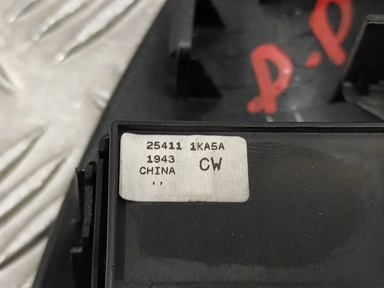 Mando Elevalunas Delantero Derecho para Nissan Juke (F15)
