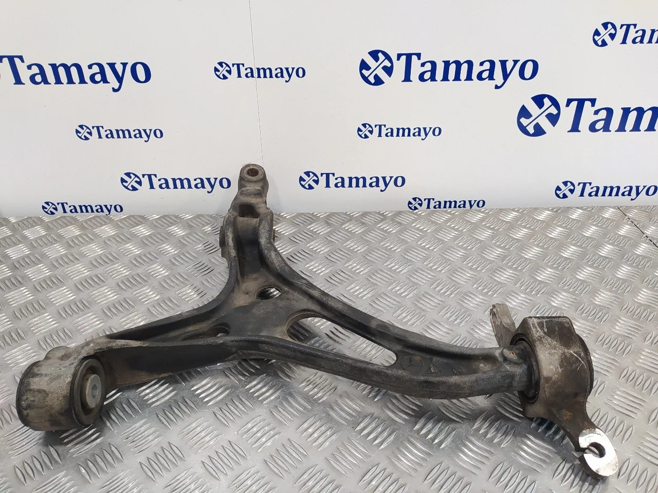 Brazo Suspension Inferior Delantero Derecho para Mercedes-Benz Clase M (W164)