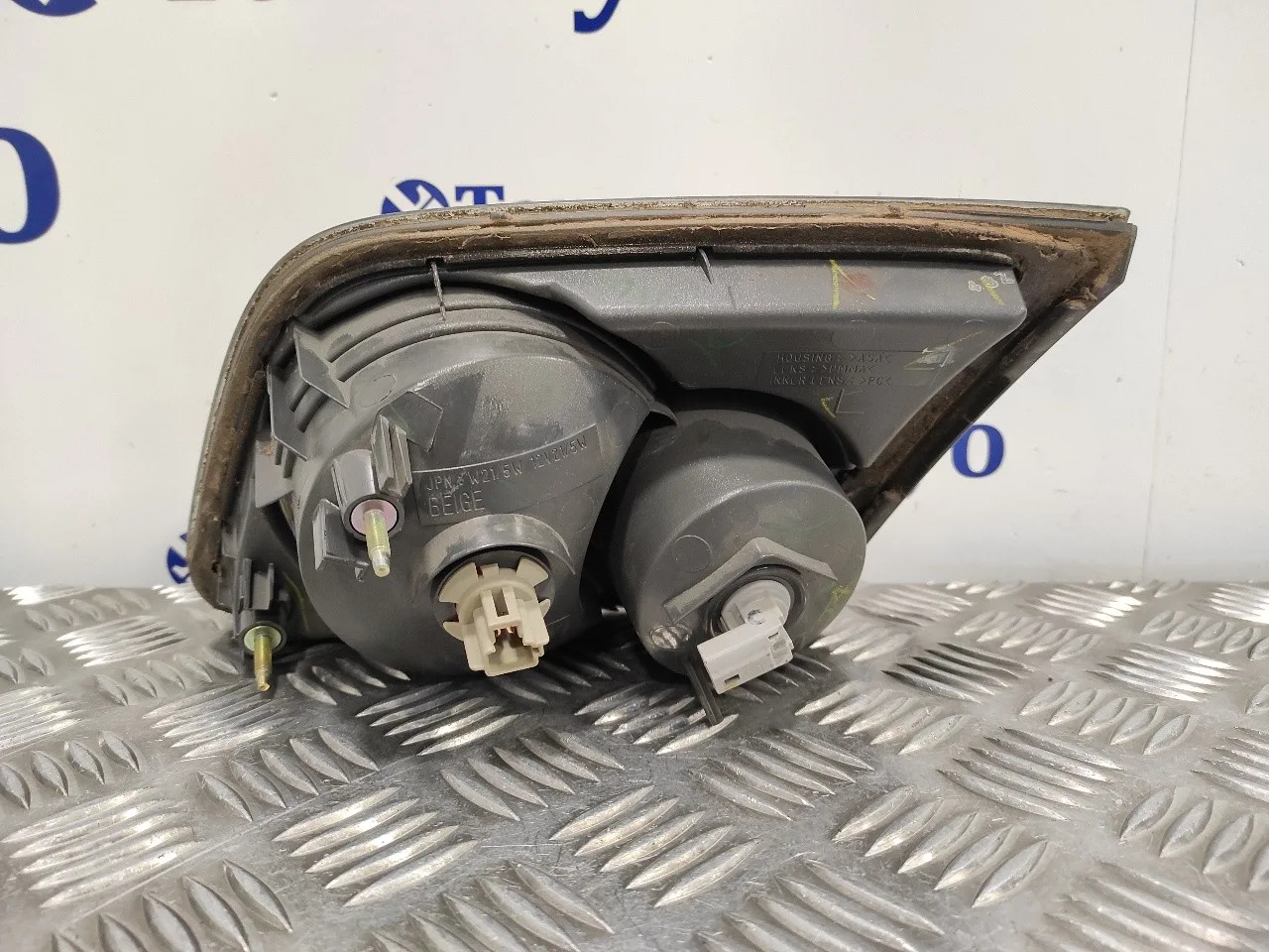 Piloto Trasero Izquierdo Porton para Mazda 6 Berlina (Gg)