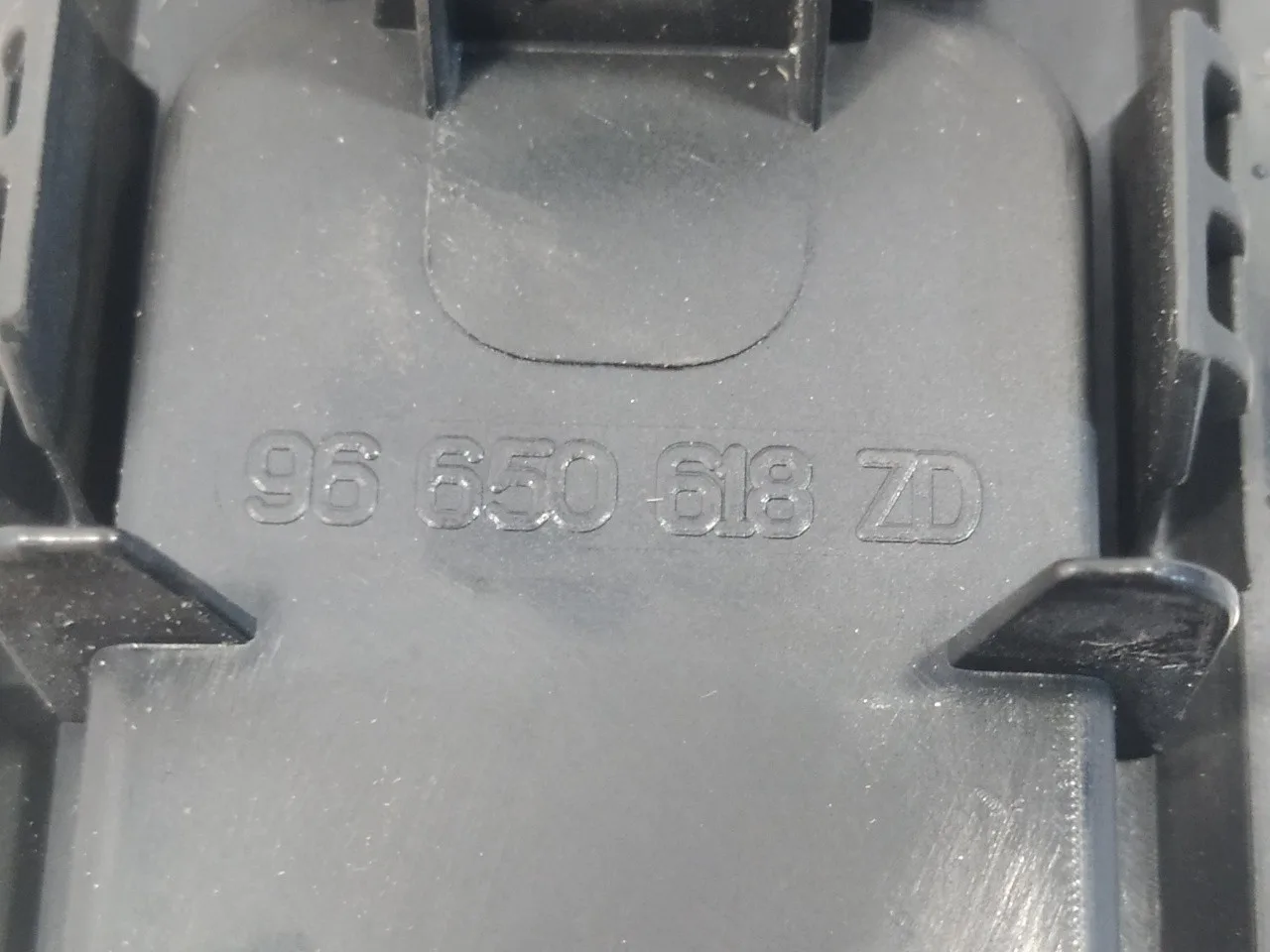 Mando Elevalunas Delantero Derecho para Peugeot 5008