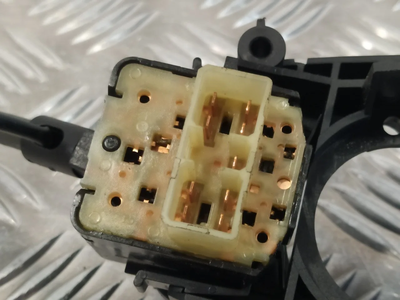 Mando Multifuncion para Chevrolet Aveo