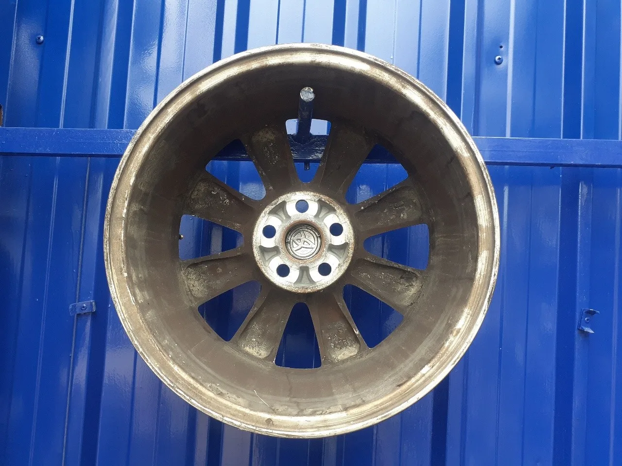 Llanta para Toyota Avensis Berlina (T25)