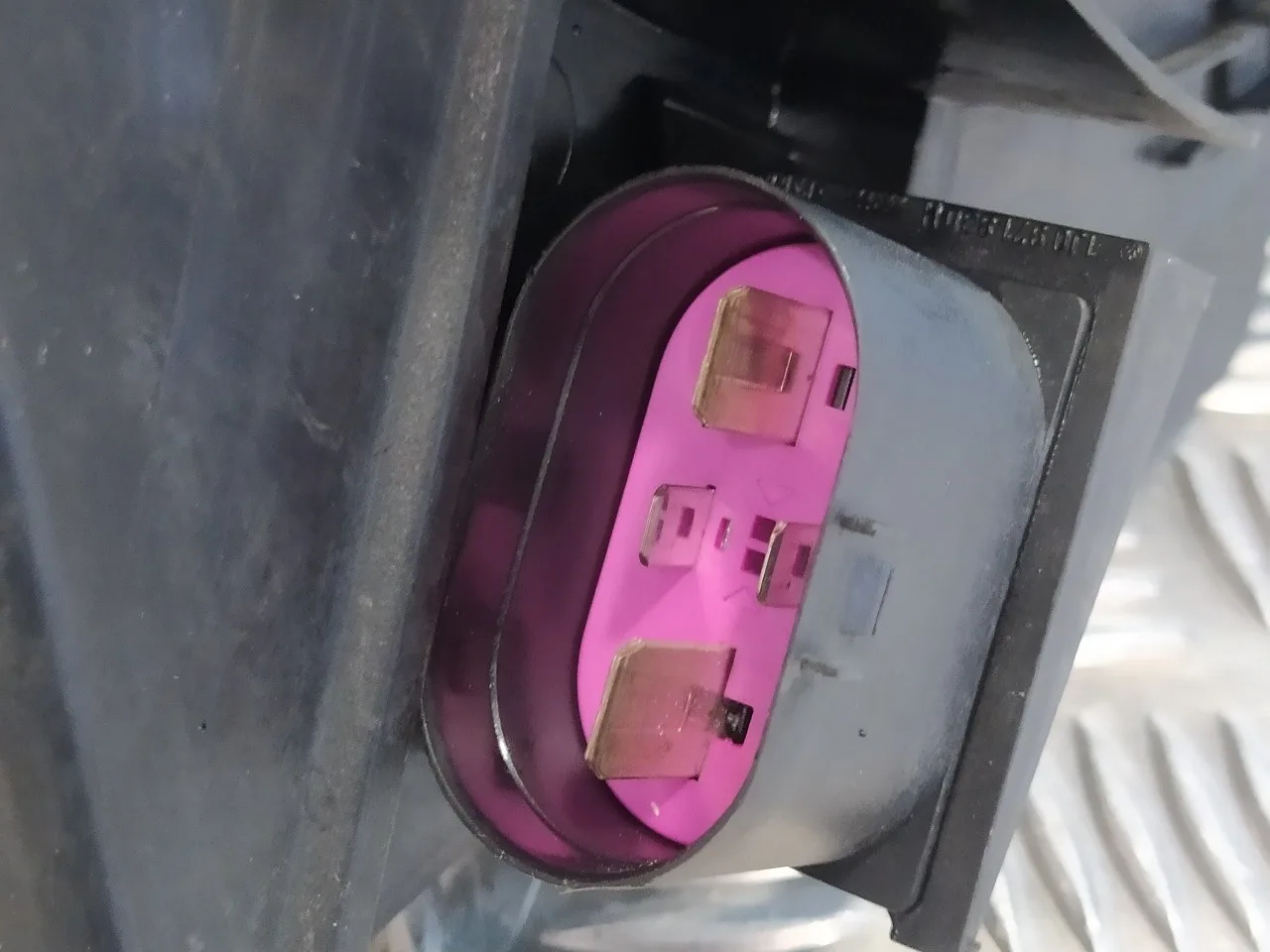 Electroventilador para Volkswagen Passat Berlina (3C2)